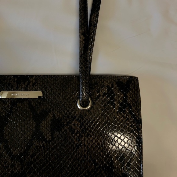 Nine West Purse - Picture 5 of 11